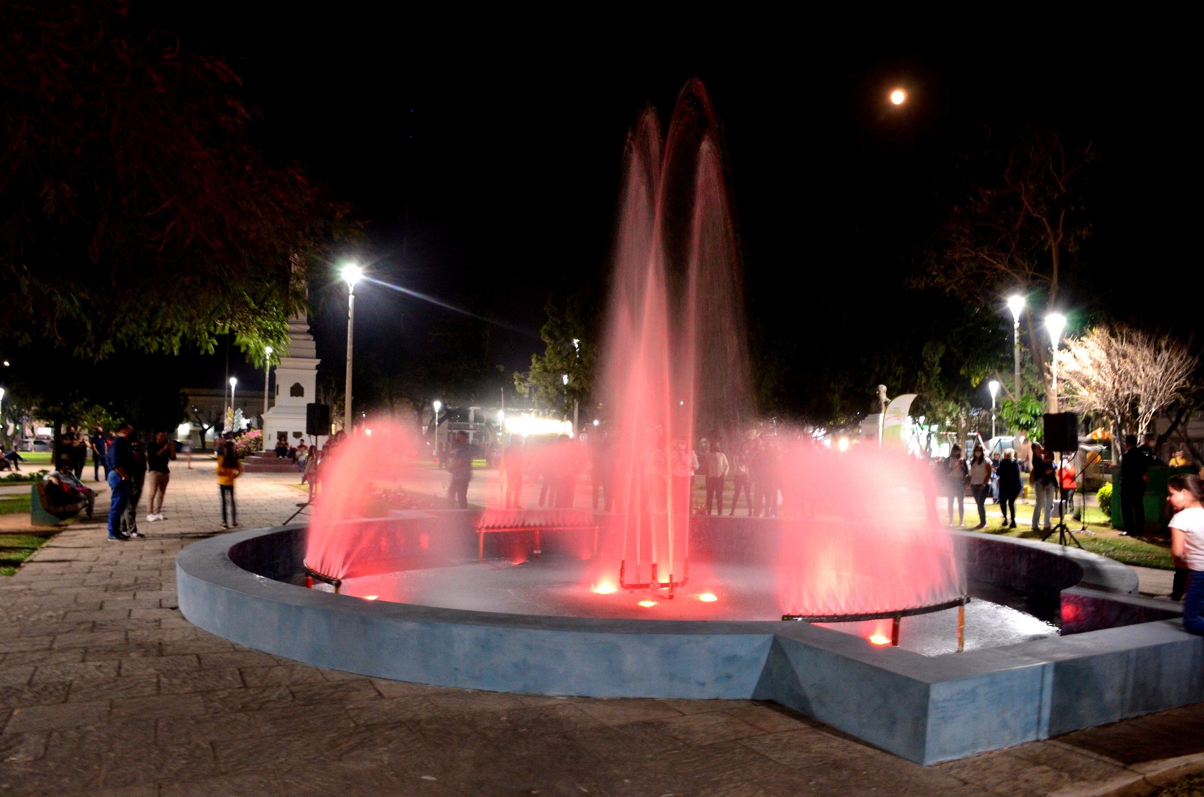 Chavez Inaugur El Nuevo Dispositivo El ctrico De Plaza Pedro Ferr 