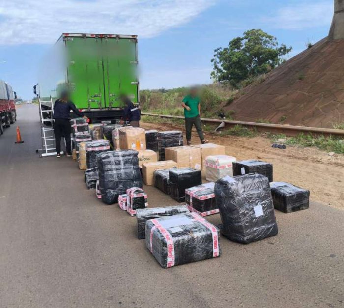 2025-11-25 at 20.16.37-800