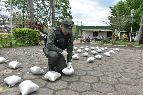 48 KILOS DENTRO DE ENCOMIENDAS (2)