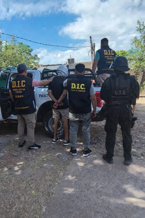 ALLANAMIENTO EN PASO DE LA PATRIA  (1)