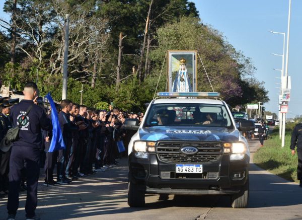 Inicio 37°Peregrinacion Policial a pie hacia Itati (9)