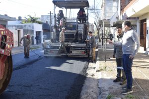 REPAVIMENTACION CALLE JOSE GOMEZ Y PLUVIA CALLE ENTRE RIOS 1