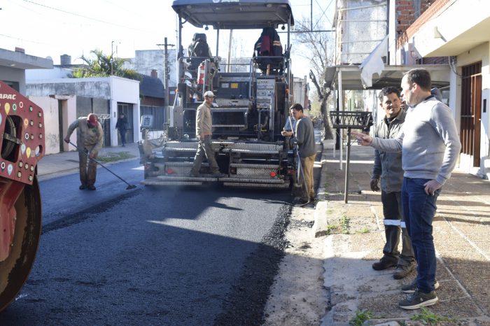 REPAVIMENTACION CALLE JOSE GOMEZ Y PLUVIA CALLE ENTRE RIOS 1
