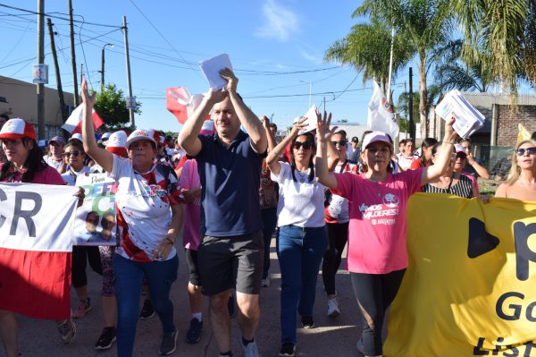 caminata Vamos Corrientes cierre campaña 5