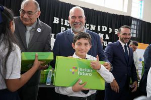 d5621d0f-a161-9e89-1706-3696705cead3-800