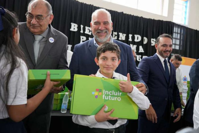 d5621d0f-a161-9e89-1706-3696705cead3-800