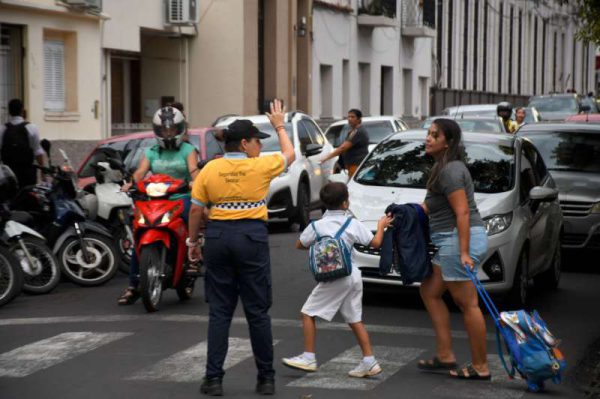 d9860f05-6867-125b-442c-63800e70971f-800