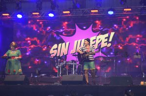feria del libro Final, reconocimientos y ahora rock 3