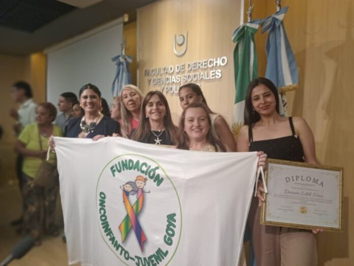 fundacion onco infanto juvenil reconocimiento Hermanas Mirabal ilustracion nota